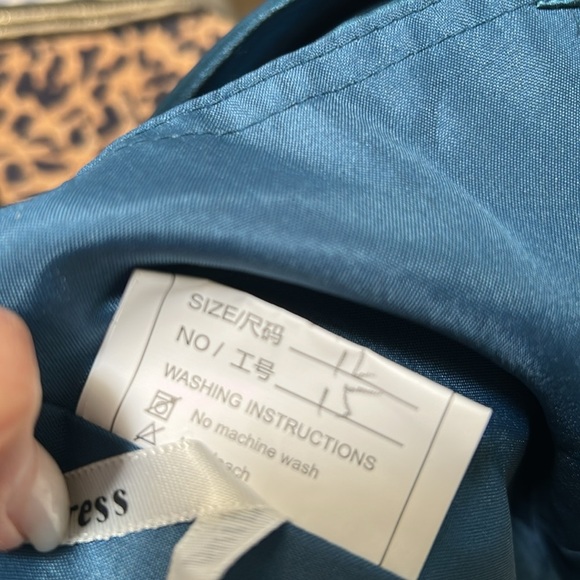 Formal Gown Jewel Tone New - Picture 8 of 9